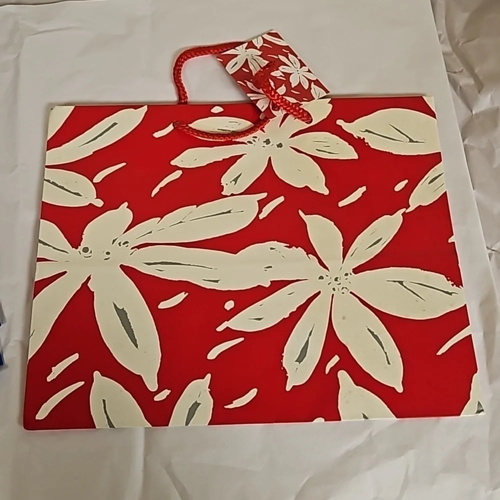 Holiday Gift Bags Rugrats Poinsettias Greetings Bundle of 11 - Picture 4 of 14